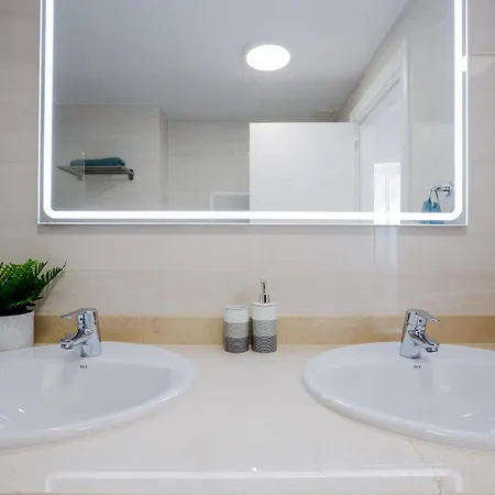 Modern Cozy And Peaceful Oasis Apartamento *