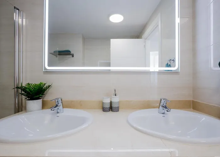 Modern Cozy And Peaceful Oasis Lejlighed *